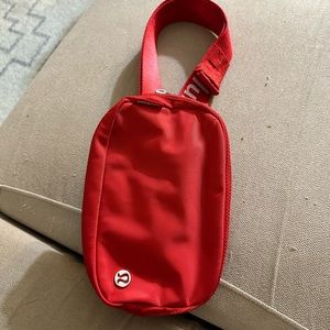 Lululemon Educator Belt Bag *RARE*
